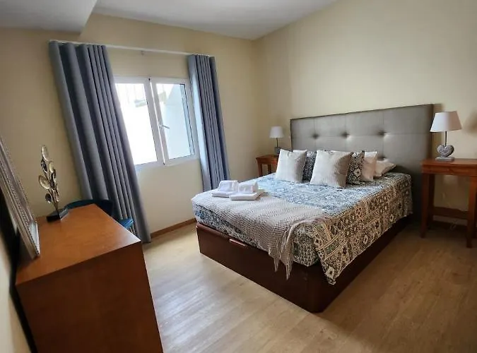 Blue Horizon, Sea And Mountain View Вилла *